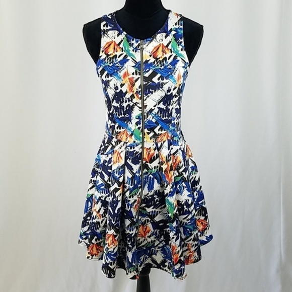 Romeo & Juliet Couture Dresses & Skirts - Romeo + Juliet Couture M fit‎ and flare dress halter exposed front zipper